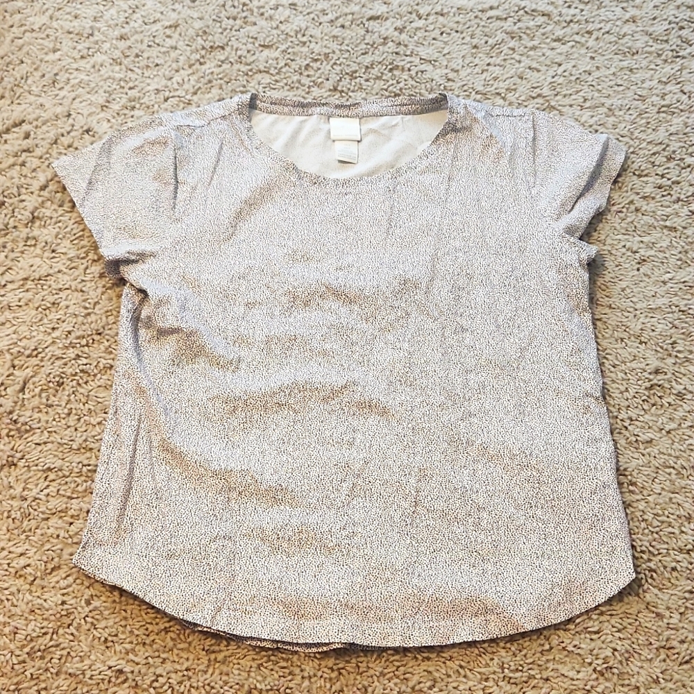 H&M Leopard Black and White Tee Size Small